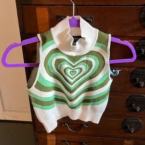 Green turtle neck crop top short sleeve with heart